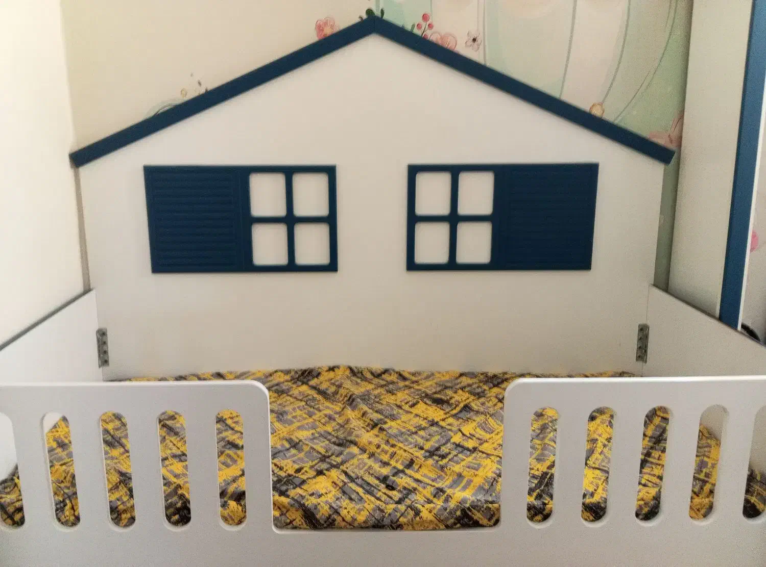 تخت وکمدبچه|اسباب و اثاث بچه|محمدیه-قزوین, |دیوار