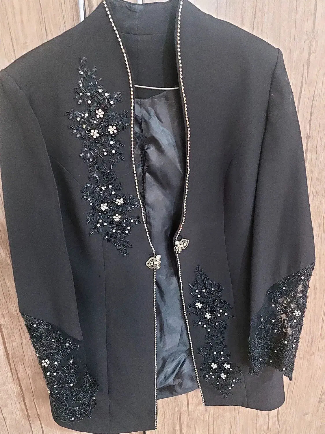 مانتو کتی|لباس|اردبیل, |دیوار