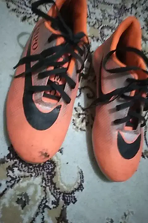 کفش فوتبال چمنی|کیف، کفش، کمربند|ارومیه, |دیوار