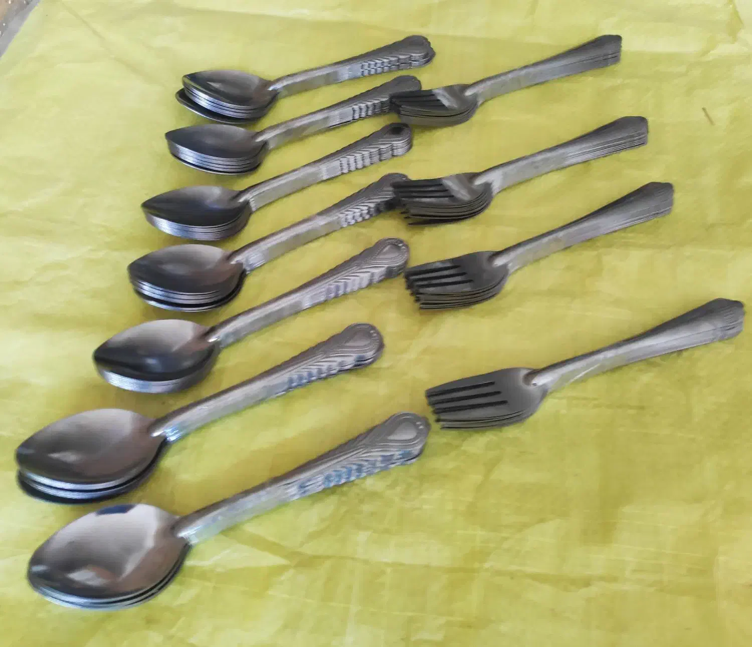 ۵۰۰ عدد قاشق و چنگال|ظروف سرو و پذیرایی|اصفهان, زیار|دیوار