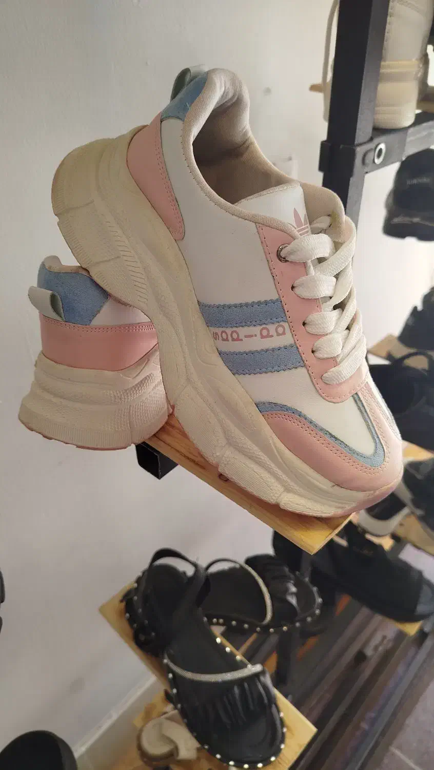 کتونی قیمت مناسب|کیف، کفش، کمربند|کاشان, شهرک خاتم الانبیا (مسکن ملی کاشان)|دیوار