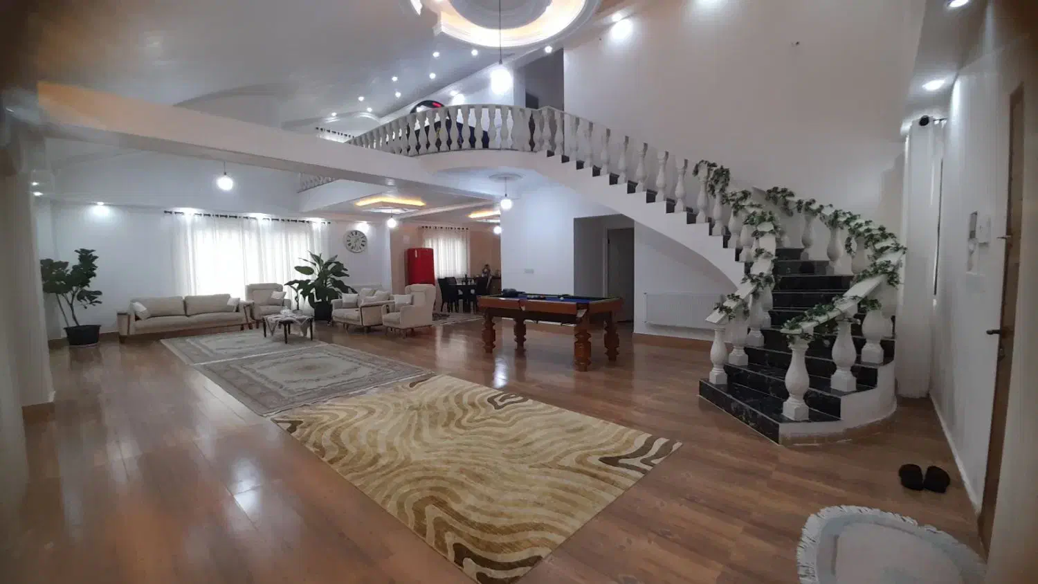 اجاره روزانه ویلا ۲۵۰ متری دربست نوساز وان جکوزی .|اجارهٔ کوتاهمدت ویلا و باغ|شیرود, |دیوار