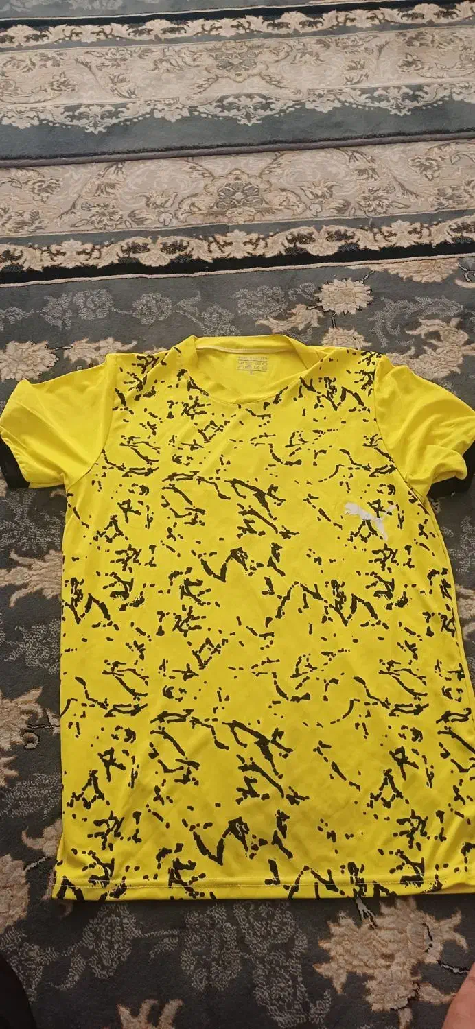 ۱۱دست لباس و شورت و جوراب ورزشی بفروش می‌رسد|لباس|آران و بیدگل, |دیوار