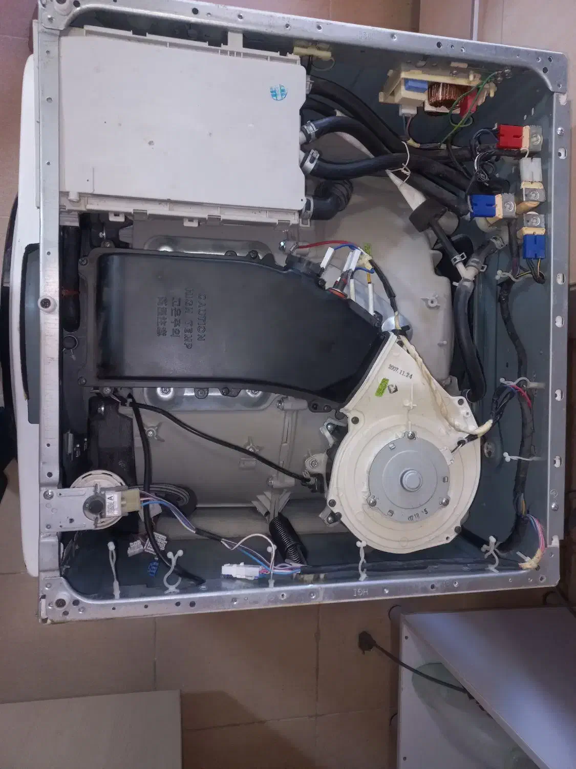 تعمیر تعمیرکار  لباسشویی، یخچال و ظرفشویی|خدمات پیشه و مهارت|شیراز, فرهنگ شهر|دیوار