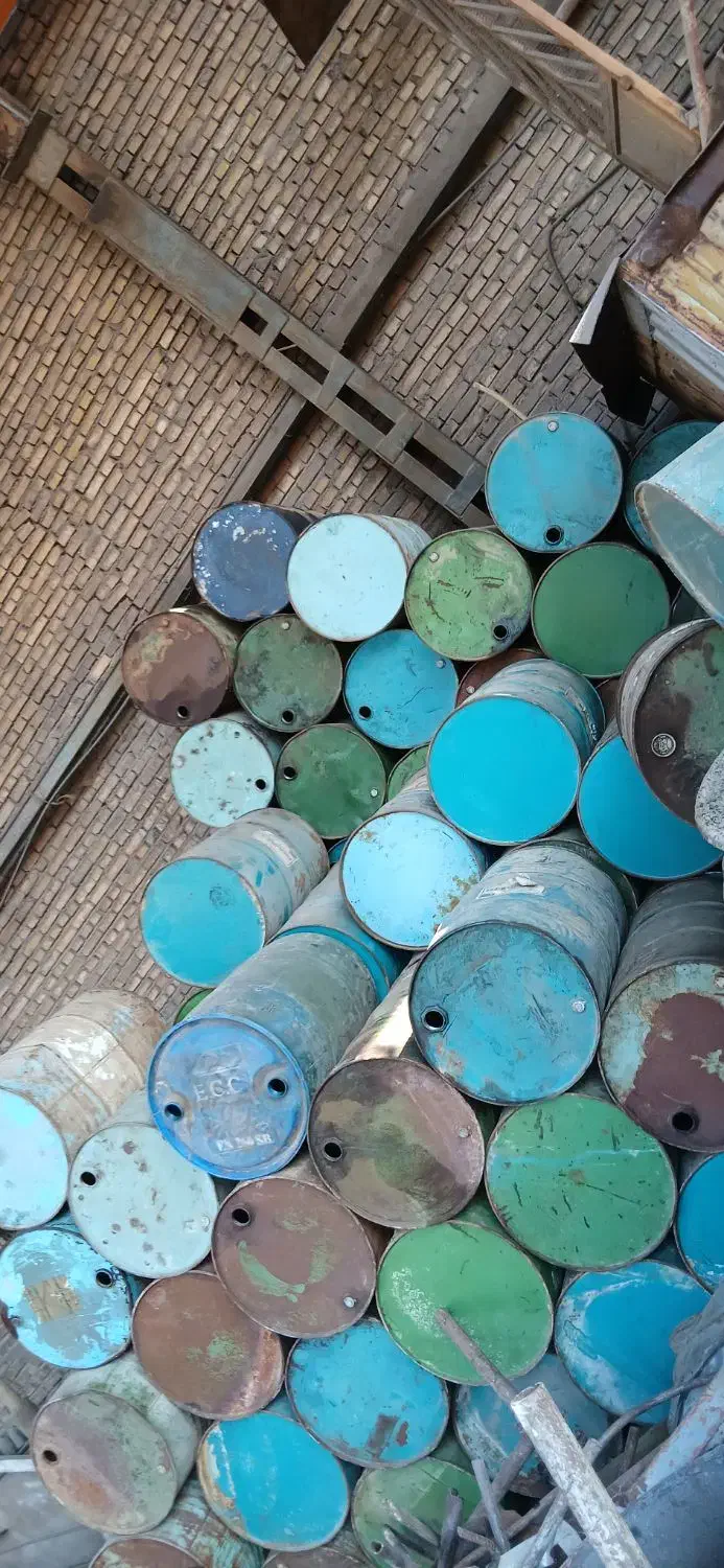 بشکه فلزی|مصالح و تجهیزات ساختمان|اهواز, بازار آهن|دیوار