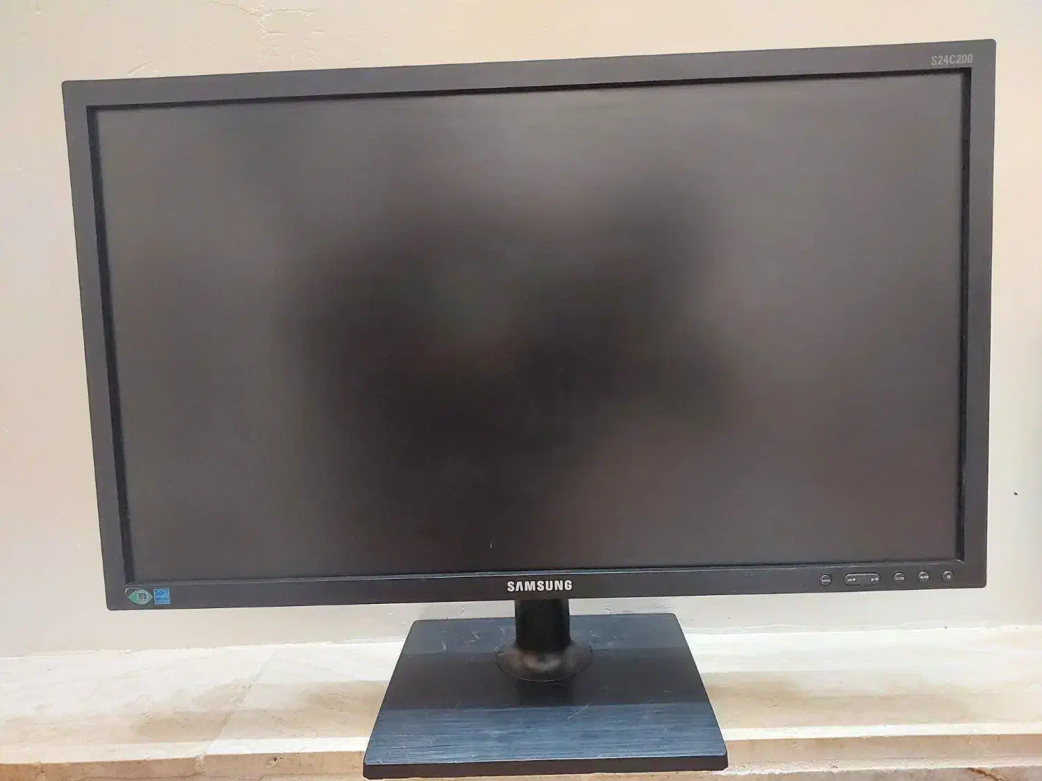 مانیتور ۲۴ اینچ سامسونگ|قطعات و لوازم جانبی رایانه|دلیجان, |دیوار