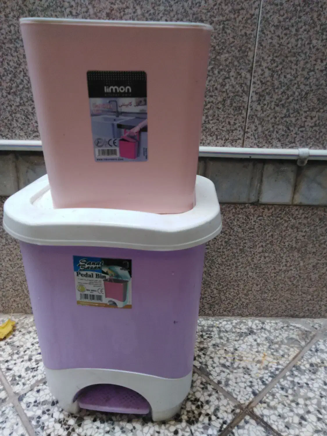 سطل|ظروف نگهدارنده، پلاستیکی، یک‌بارمصرف|مشهد, هفت تیر (نه دره)|دیوار