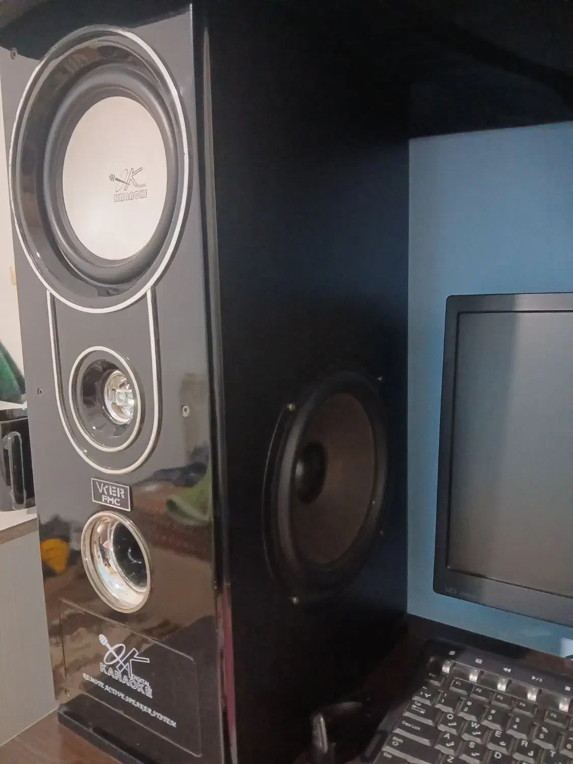 باند قدیمی|سیستم صوتی خانگی|پرند, فاز ۵|دیوار