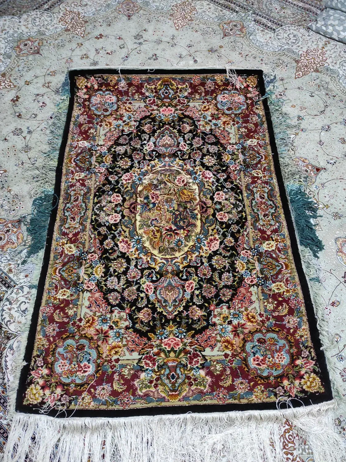 فرش دستباف طرح سالاری|فرش|پرند, فاز ۴|دیوار