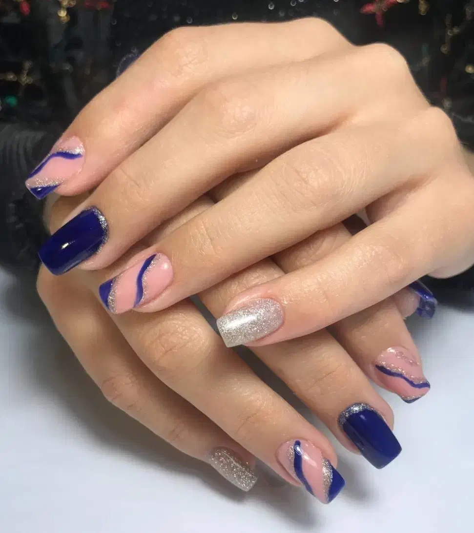 جشنواره تخفیف خدمات ناخن(فقط هزینه مواد)|خدمات آرایشگری و زیبایی|اهواز, کوی رمضان|دیوار