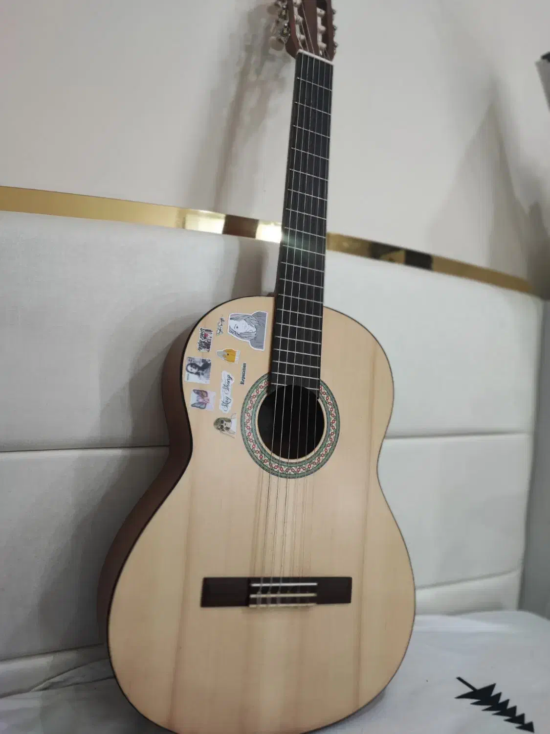 گیتار یاماها C40|گیتار، بیس، امپلیفایر|قائم‌شهر, |دیوار