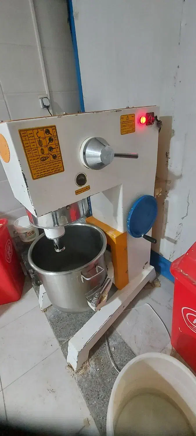 فرقنادی میکسر قنادی (وسایل قنادی)|کافی‌شاپ و رستوران|تهران, حر|دیوار