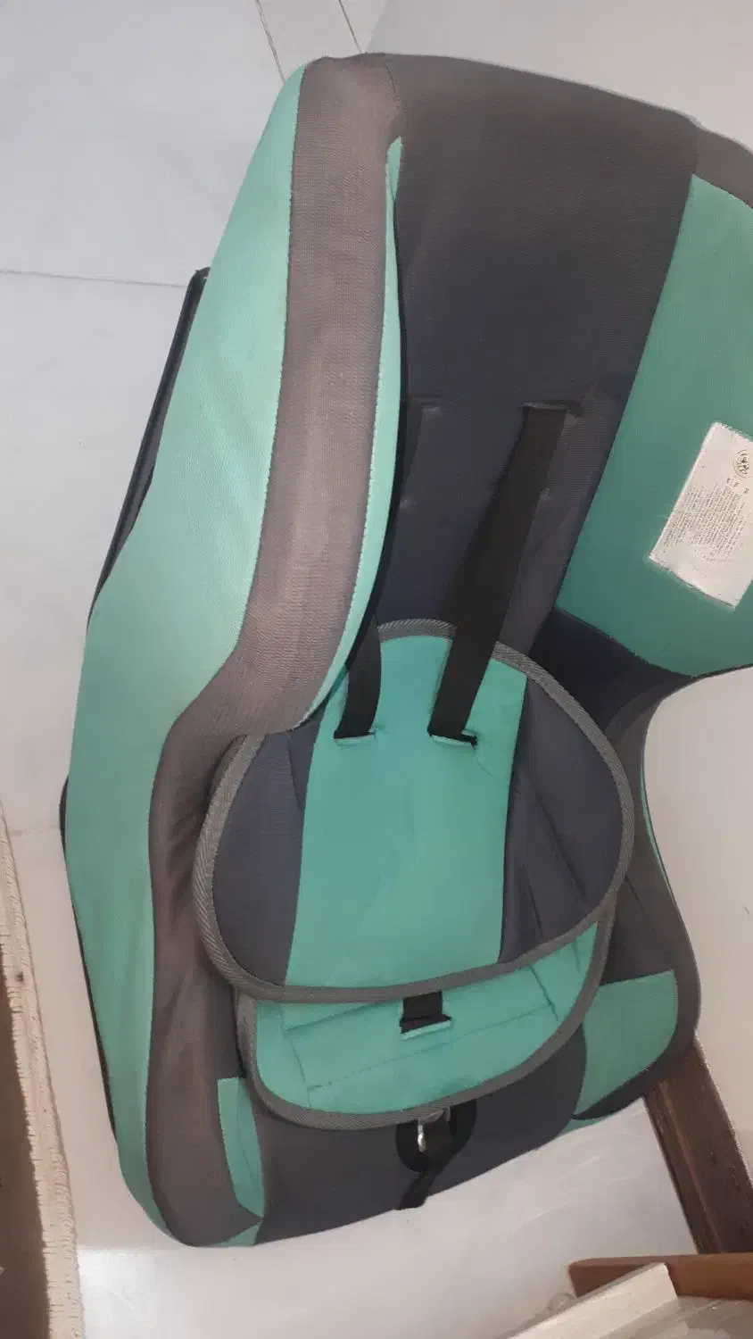 صندلی کودک|تخت و صندلی بچه|آبیک, |دیوار