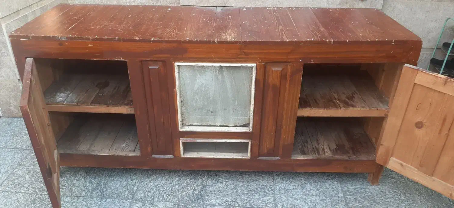 کمد قدیمی عتقیه چوبی|کلکسیون اشیاء عتیقه|اهواز, طالقانی|دیوار