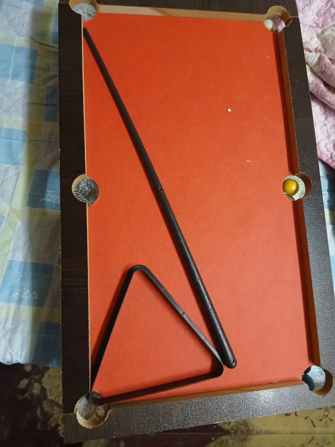 با سلام یک عدد بیلیارد و فوتبال دستی بفروش می‌رسد|ورزش‌های توپی|رشت, دباغیان|دیوار