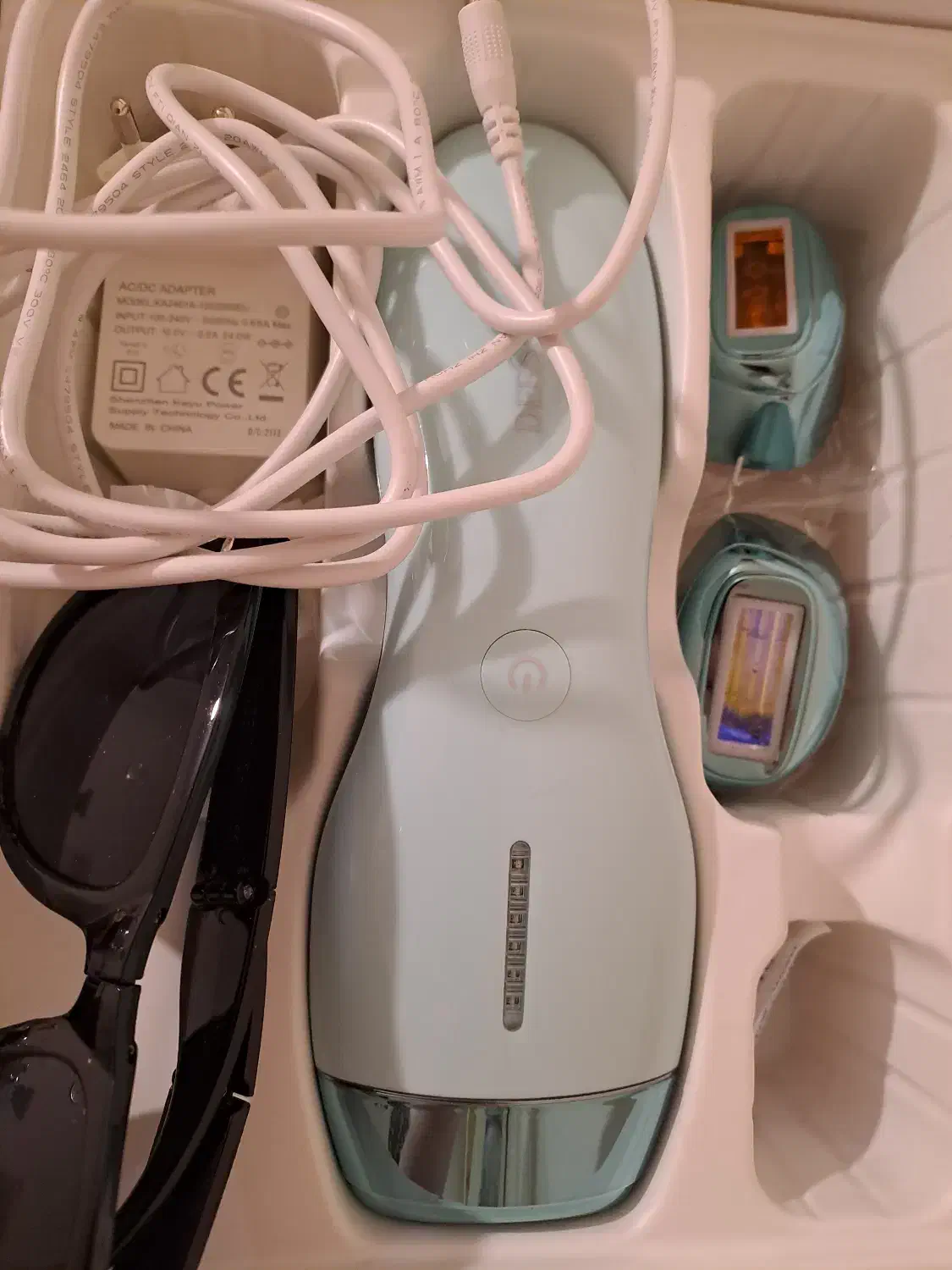 لیزر حرفه ایی ۳کاره اصل پوست و مو صورت نو و سالم.|آرایشی، بهداشتی، درمانی|مشهد, کوثر|دیوار