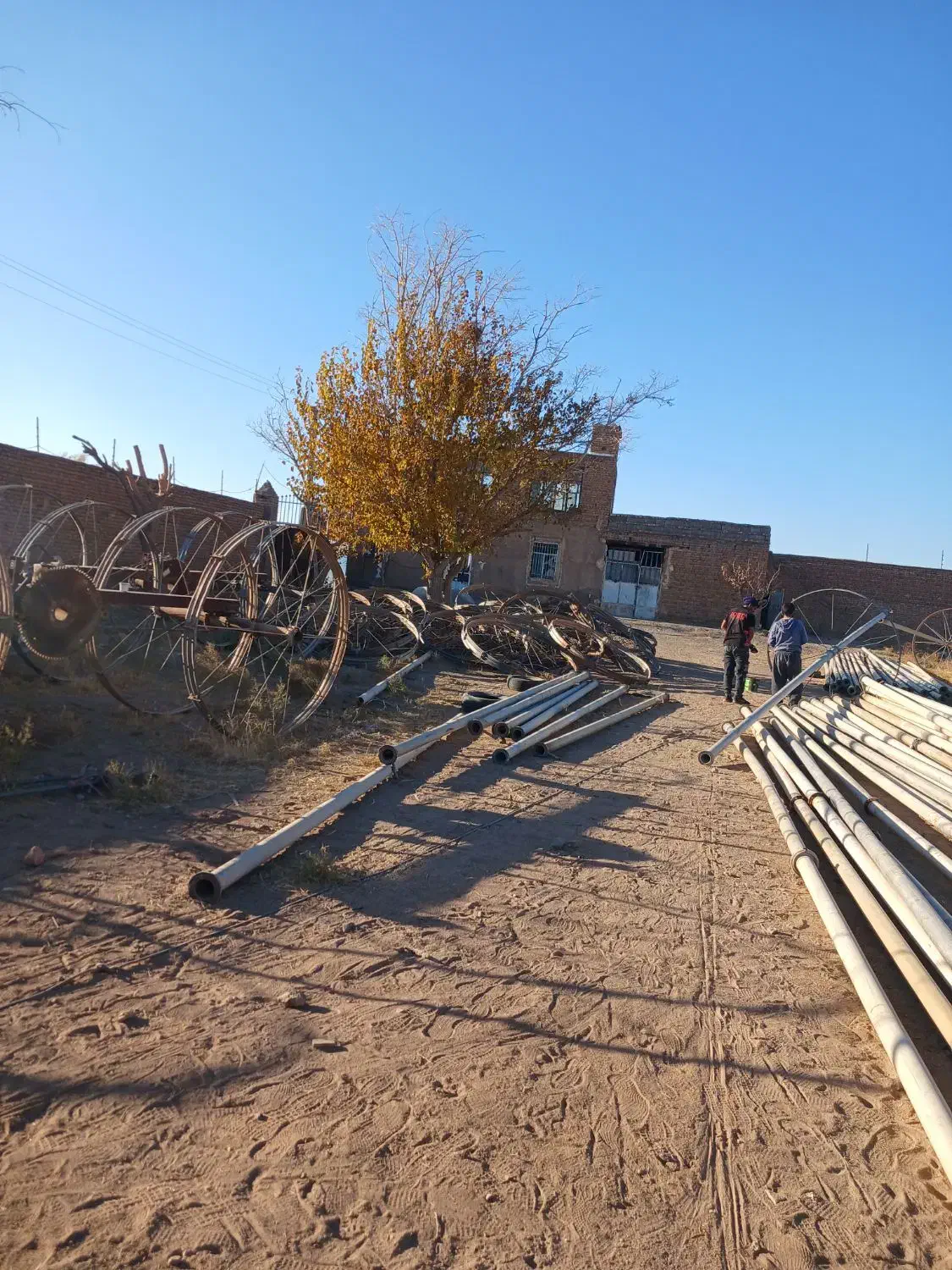 لوله بارانی|ابزارآلات|تربت جام, شاهد|دیوار