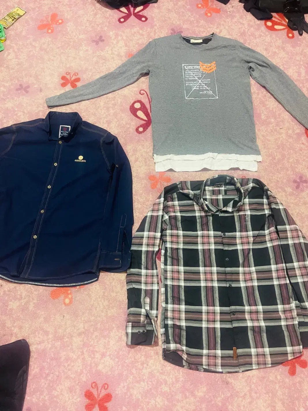 لباس های مردانه و پسرانه قیمت مناسب همه نو و تمیز|لباس|تربت جام, بیست متری منبع آب|دیوار