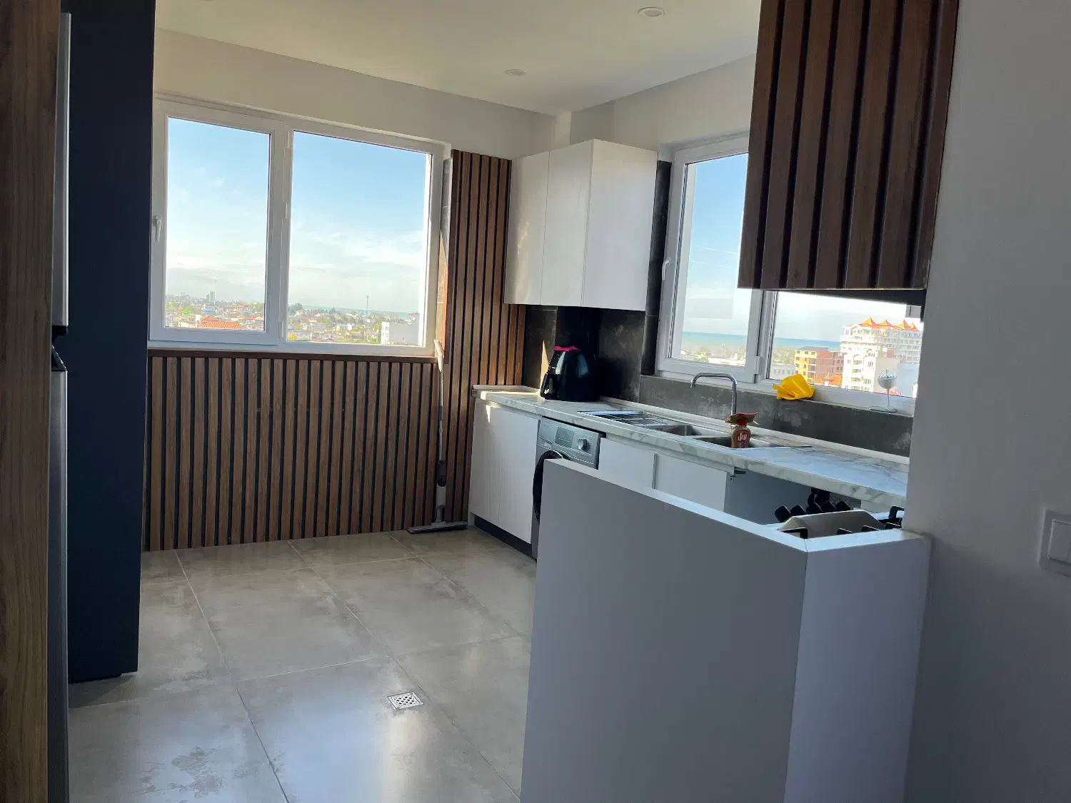 آپارتمان ۱۳۰ متری ویو ابدی دریا سلمانشهر مازندران|فروش آپارتمان|سلمان‌شهر, |دیوار