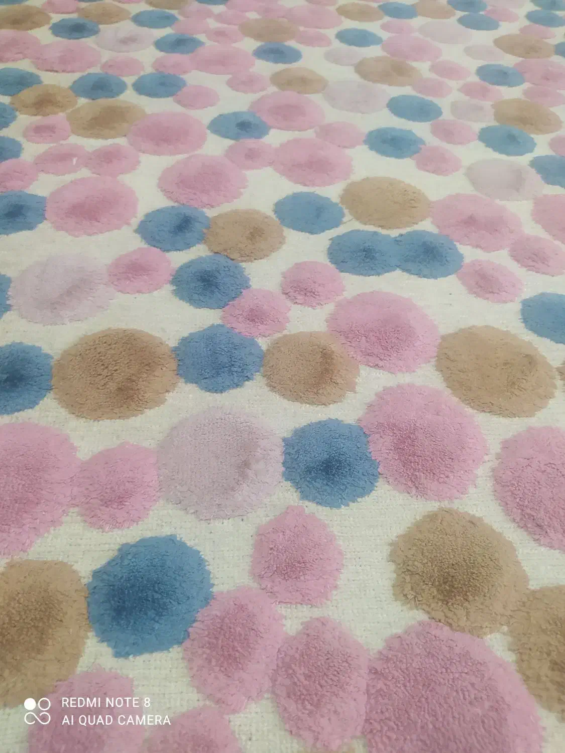 گلیم فانتزی توپ توپی با رنگهای شاد|گلیم، جاجیم، گبه|گنبد کاووس, |دیوار