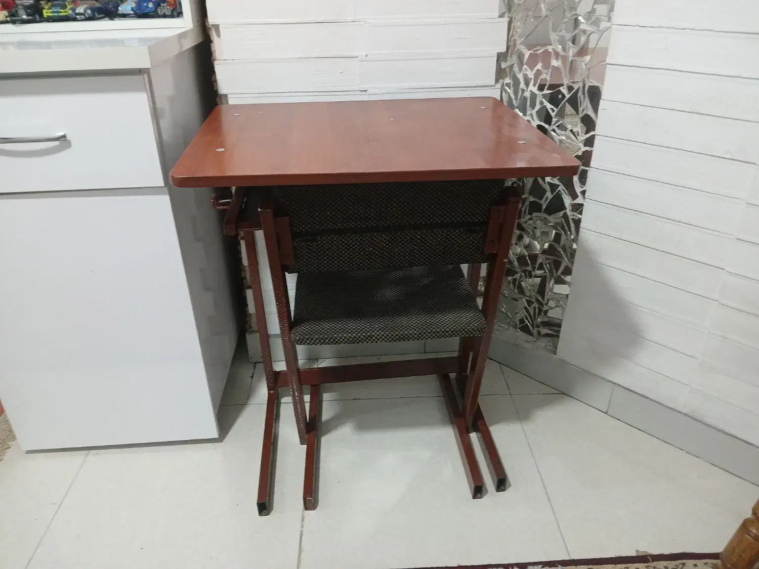 میز تحریر با صندلی برای کودک ابتدایی|میز تحریر و کامپیوتر|اردبیل, |دیوار