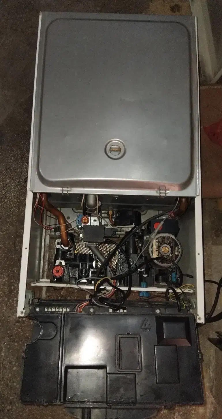 پکیج اریستون ۲۴ هزار سلامت|آبگرمکن، پکیج، شوفاژ|پاکدشت, پاکدشت (مامازند)|دیوار