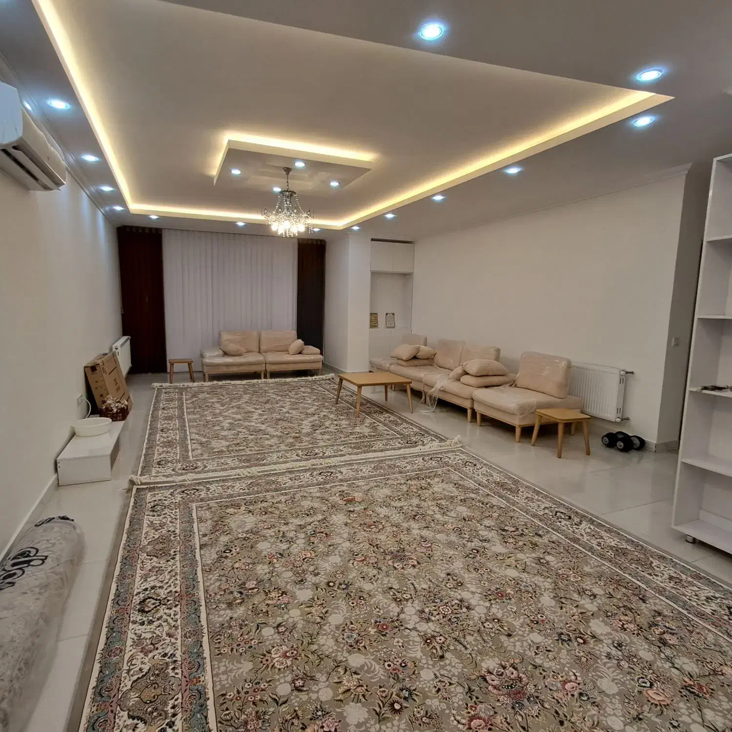 آپارتمان سه خوابه بدون مشابه|فروش آپارتمان|رضوانشهر, |دیوار