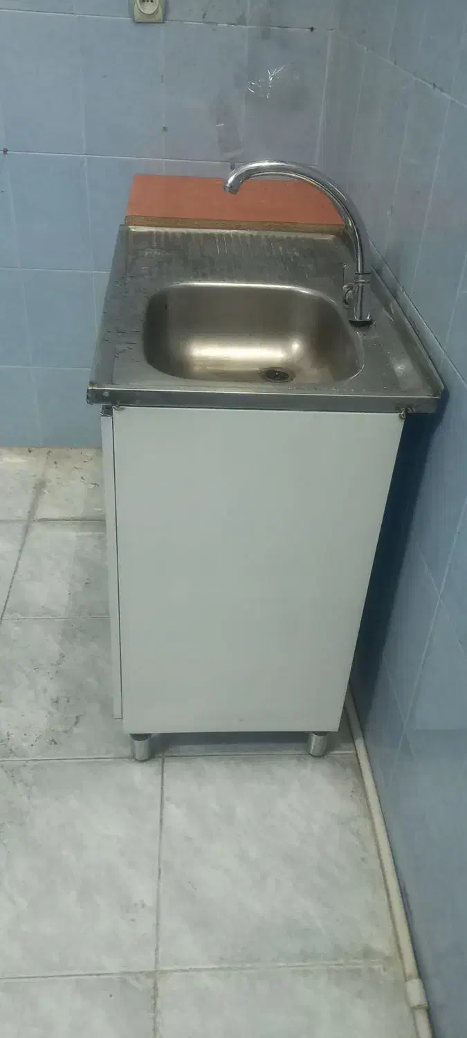 کابینت فلزی|آب‌چکان و نظم‌دهنده ظروف|مشهد, کارمندان دوم|دیوار