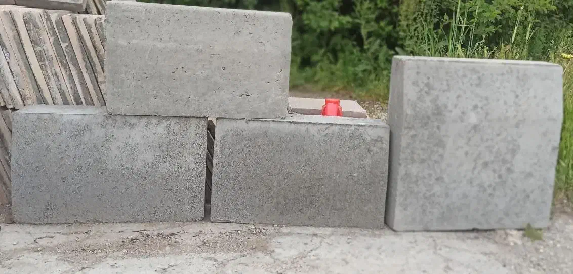 جدول و سنگفرش بتنی|مصالح و تجهیزات ساختمان|نمین, |دیوار