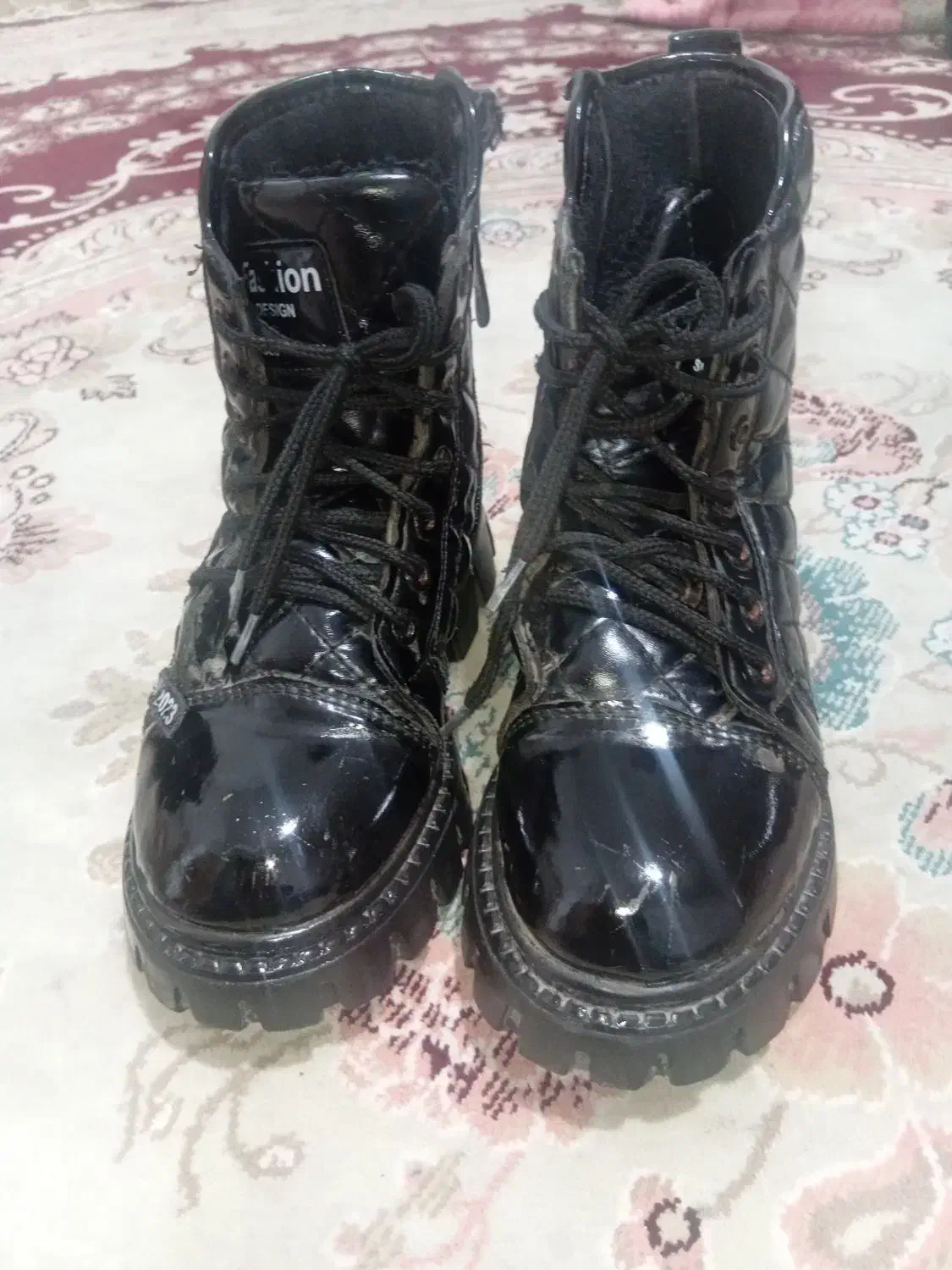 کفش|کیف، کفش، کمربند|کوهدشت, |دیوار