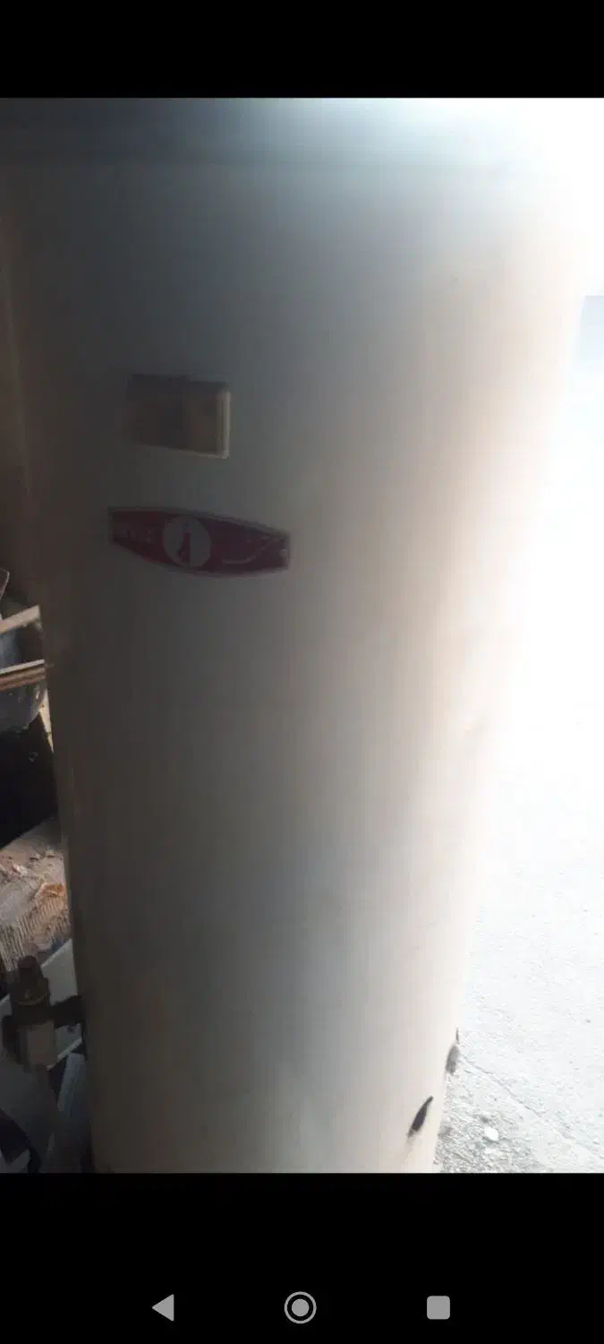 ابگرمکن گازی ایستاده|آبگرمکن، پکیج، شوفاژ|شاهین‌شهر, حافظ جنوبی|دیوار