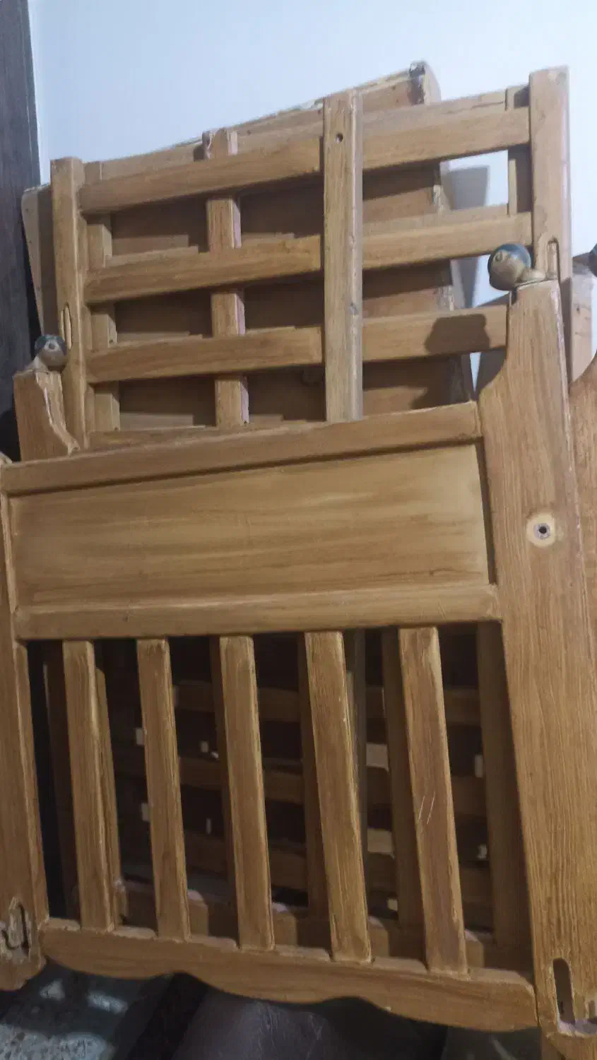 تخت و گهواره کودک|تخت و سرویس خواب|اهواز, پادادشهر|دیوار