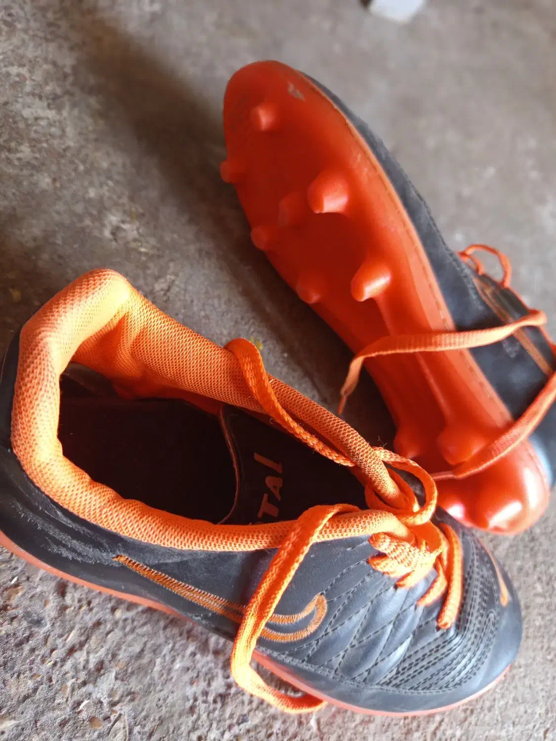 کفش فوتبال|کیف، کفش، کمربند|اندیمشک, |دیوار