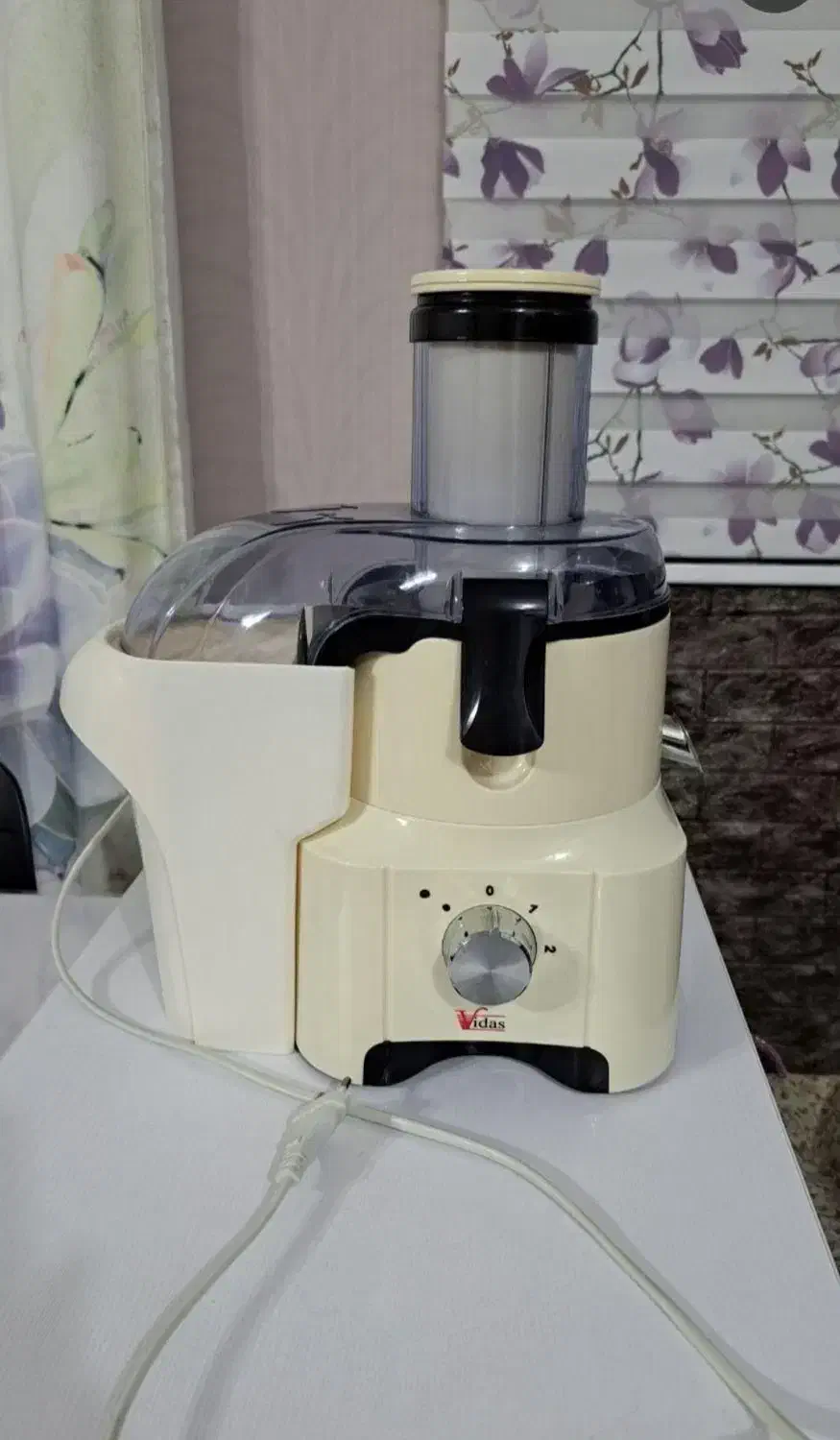 آبمیوه گیری|آبمیوه‌گیر و آب‌مرکبات‌گیر|رشت, استقامت ۲|دیوار