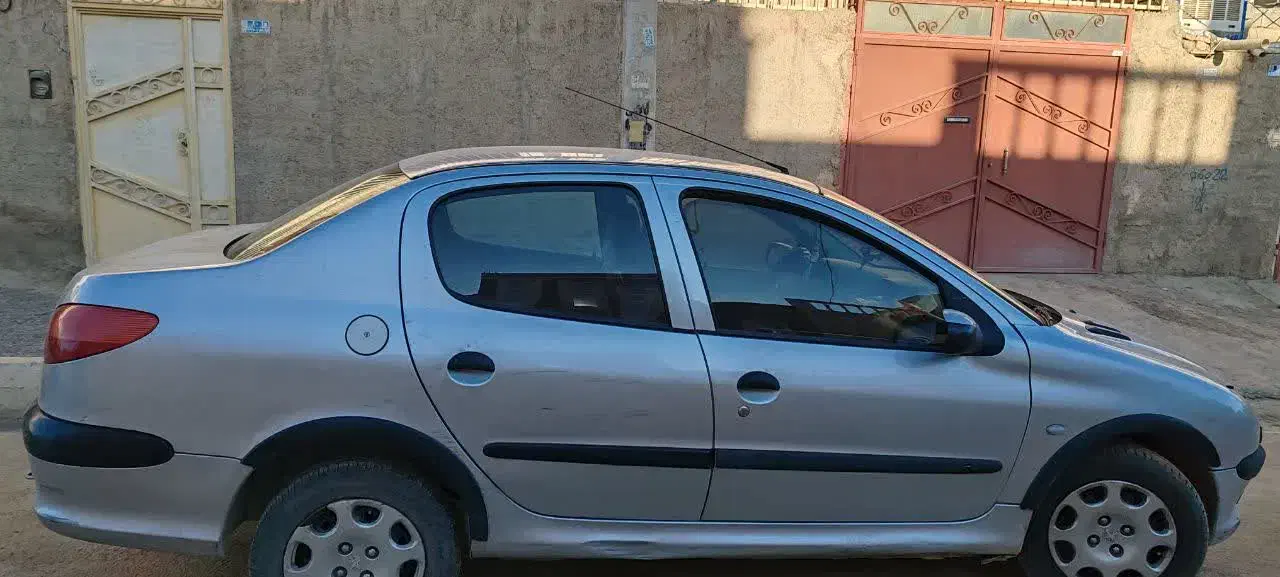 پژو 206 صندوقدار|خودرو سواری و وانت|شهرضا, |دیوار