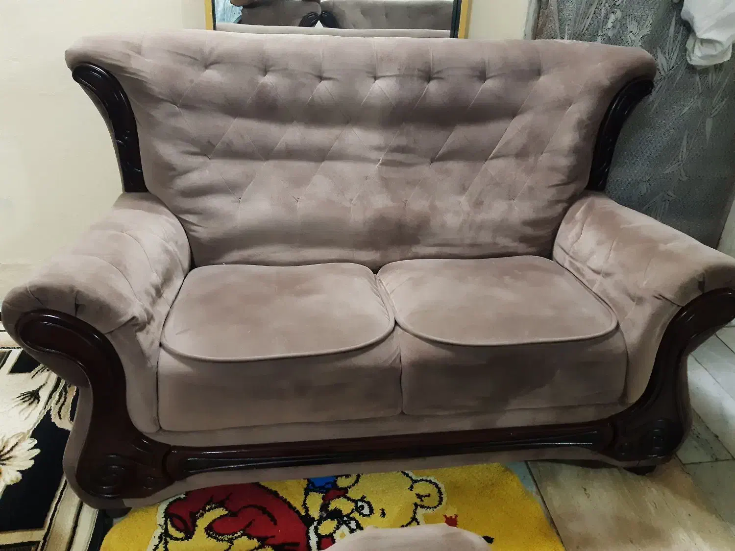 مبل ۷ نفره با میز|مبلمان خانگی و میز عسلی|رودسر, |دیوار