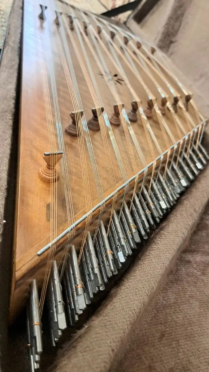 سنتور سه مهر اصل|سازهای سنتی|ارومیه, |دیوار