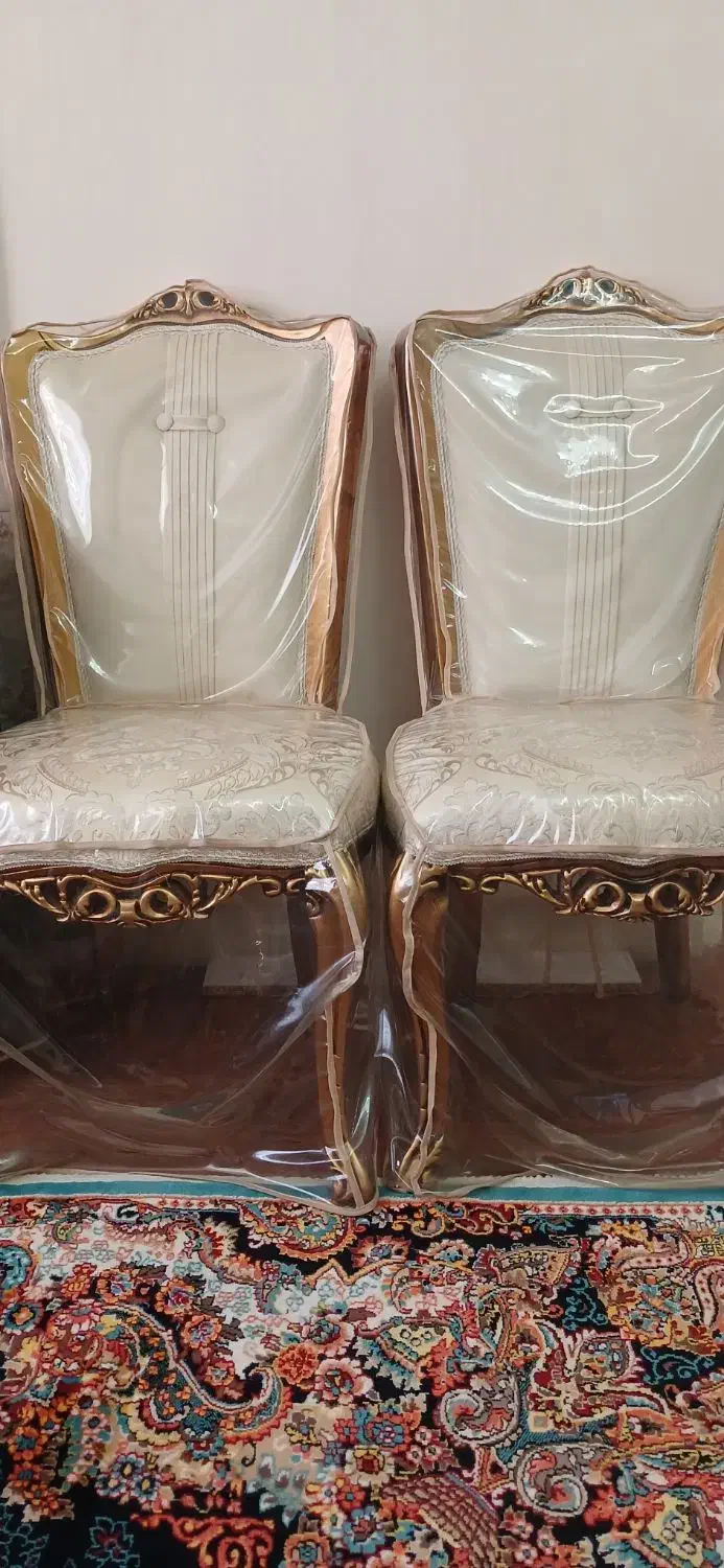 مبل کلاسیک زمرد ۹نفره|مبلمان خانگی و میز عسلی|الوند, |دیوار