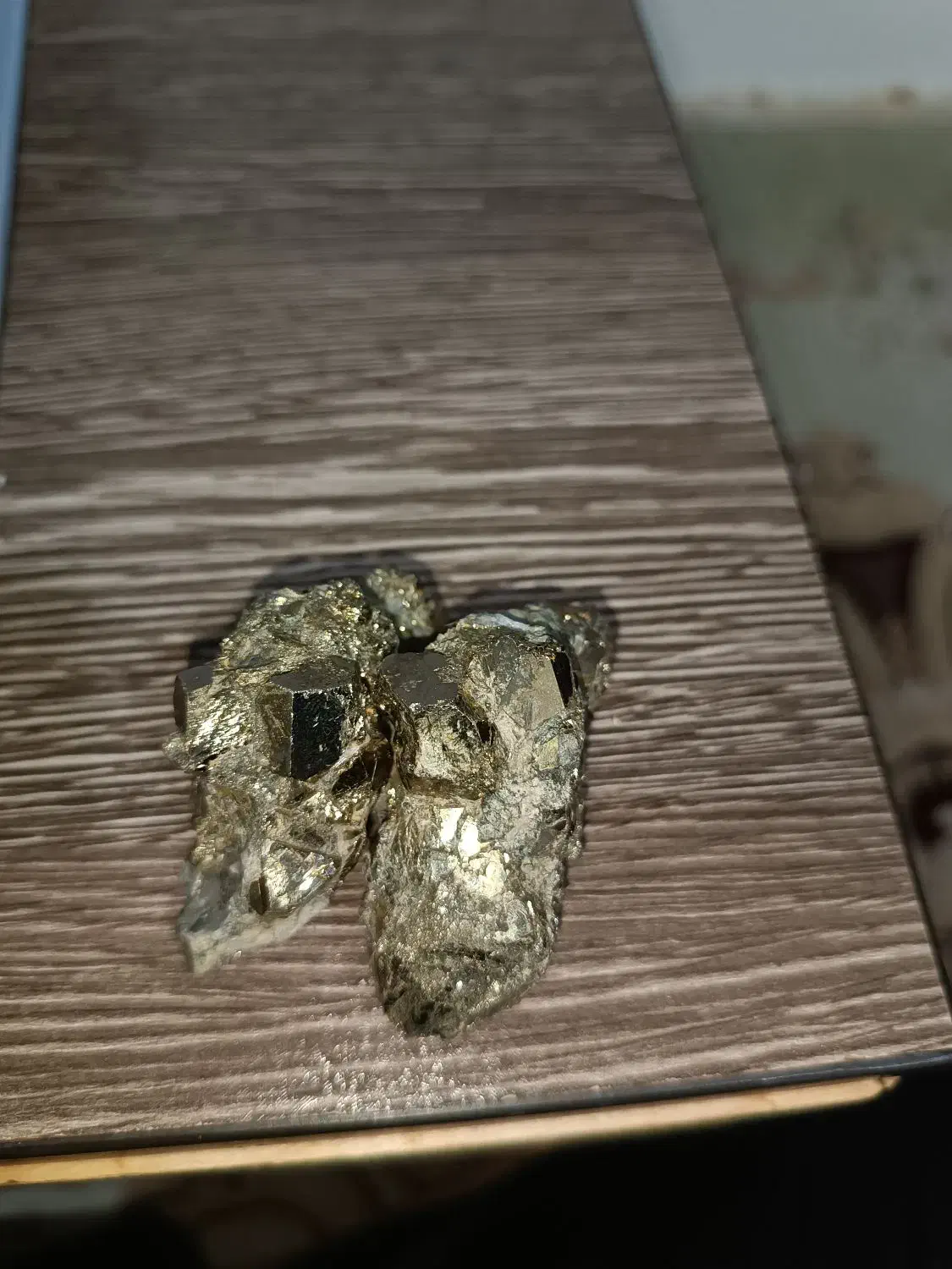 سنگ پیریت طلا|جواهرات|قروه, |دیوار