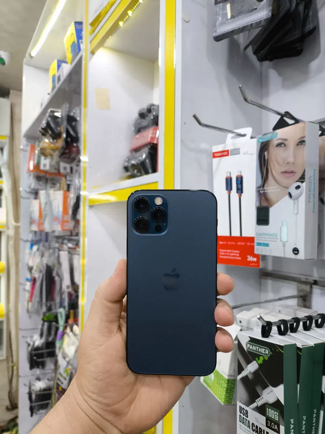 آیفون ۱۲پرو در حد صفر|موبایل|سعدآباد, |دیوار