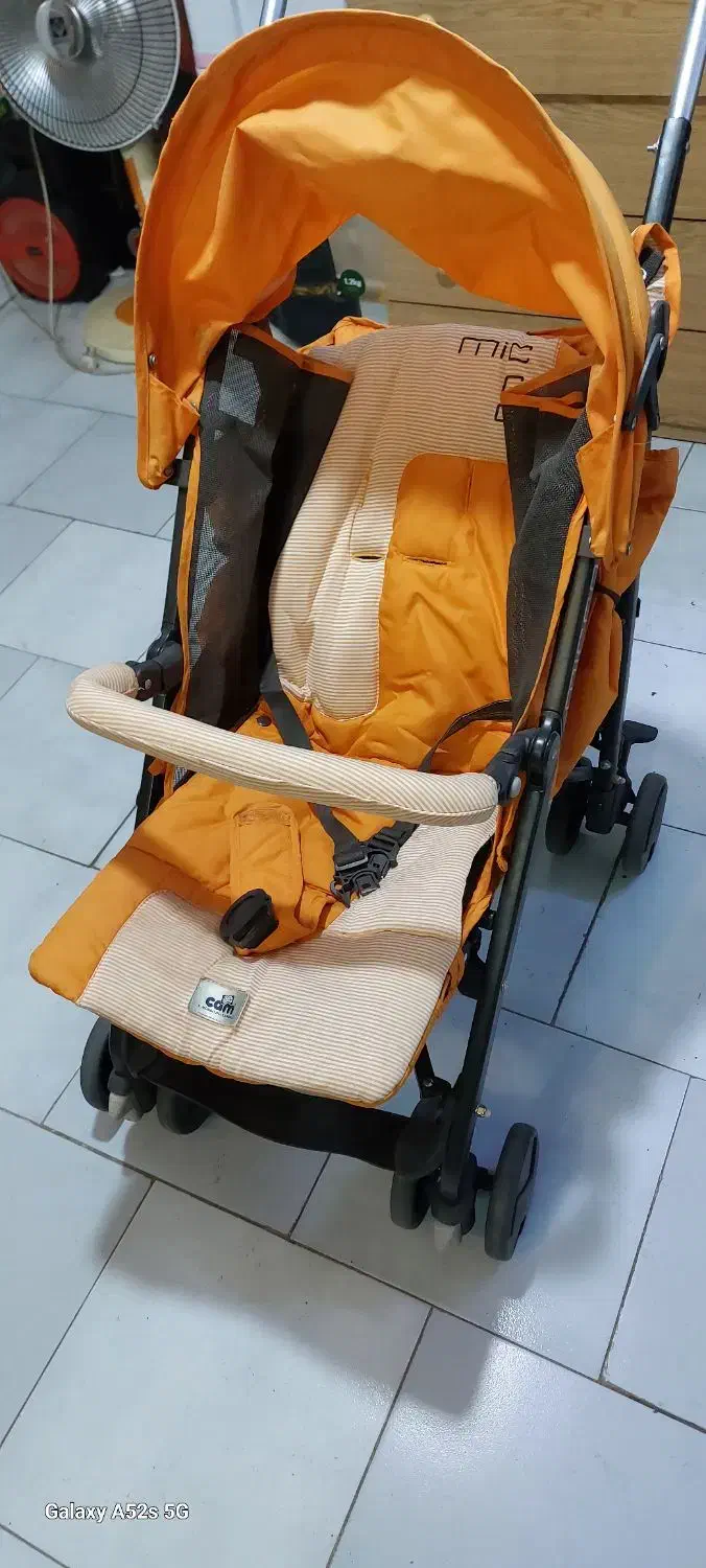 کالسگه خارجی کم|کالسکه و لوازم جانبی|اصفهان, مفتح|دیوار