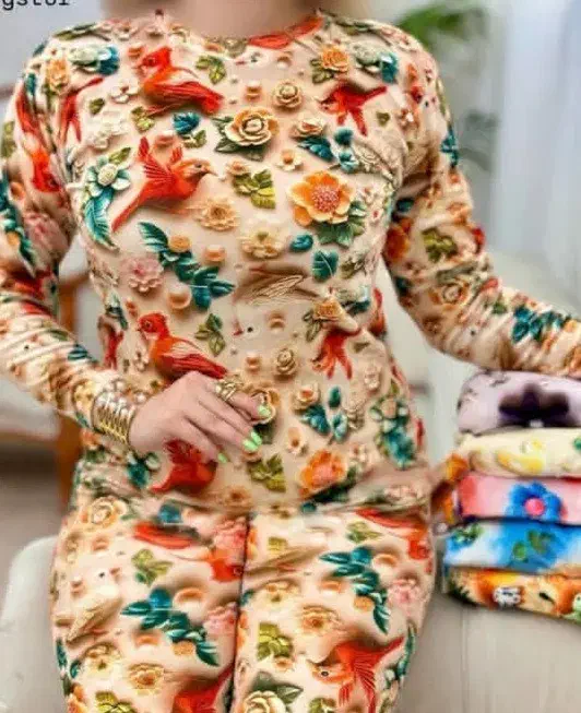بلوز شلوار ست مخمل سه بعدی با قیمت مناسب|لباس|رشت, یخسازی|دیوار