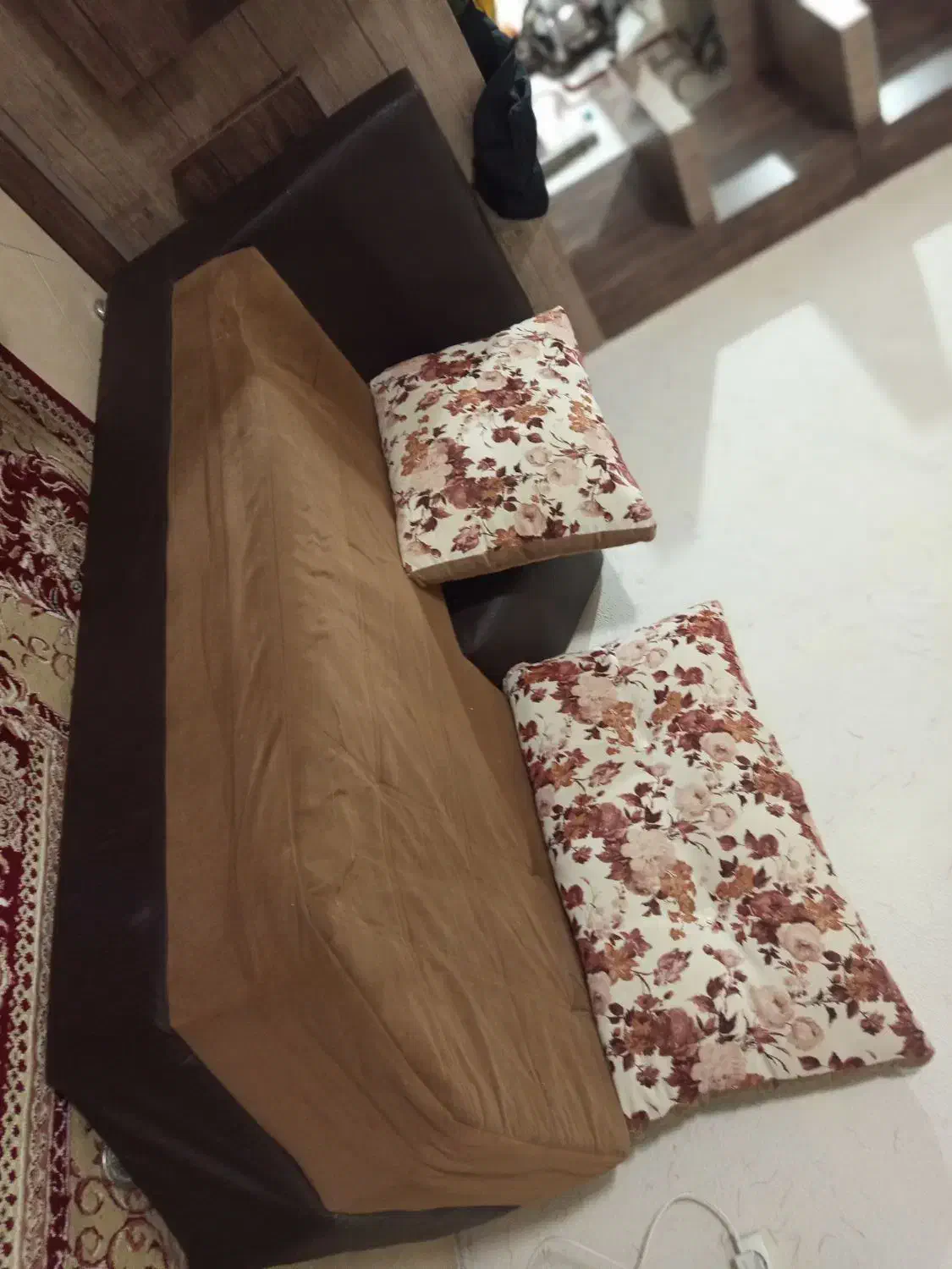 مبل 9نفره در حد|مبلمان خانگی و میز عسلی|گلبهار, شهر جدید گلبهار|دیوار