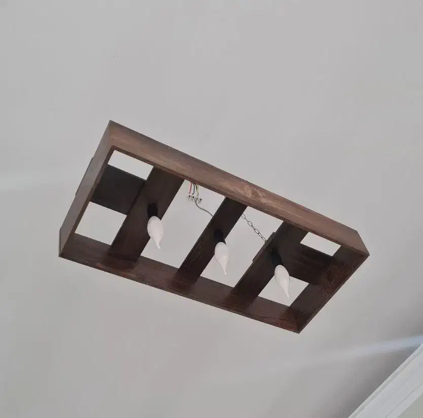 لوستر چوبی|لوستر و چراغ آویز|تهران, نیروی هوایی (پیروزی)|دیوار