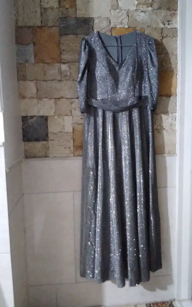 لباس مجلسی|لباس|قم, شهرک مهدیه (مدرس)|دیوار