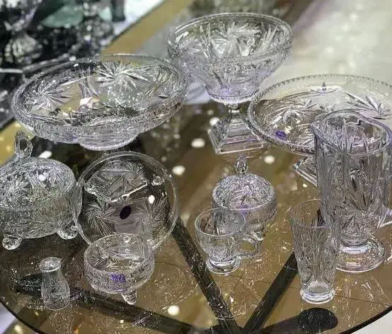 سرویس کامل خورشیدی|ظروف سرو و پذیرایی|همدان, |دیوار