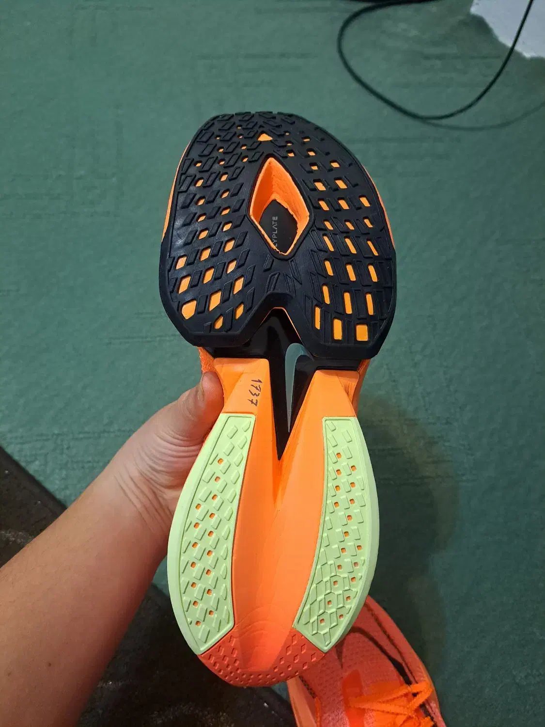 کتانی رانینگ|کیف، کفش، کمربند|بندر انزلی, بشمن|دیوار