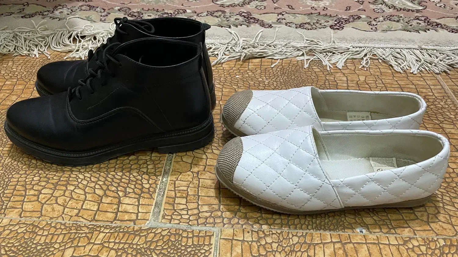 دو جفت کفش در حد نو با قیمت مناسب|کیف، کفش، کمربند|آبادان, |دیوار