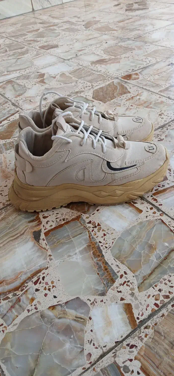 فوتبال|کیف، کفش، کمربند|گنبد کاووس, |دیوار