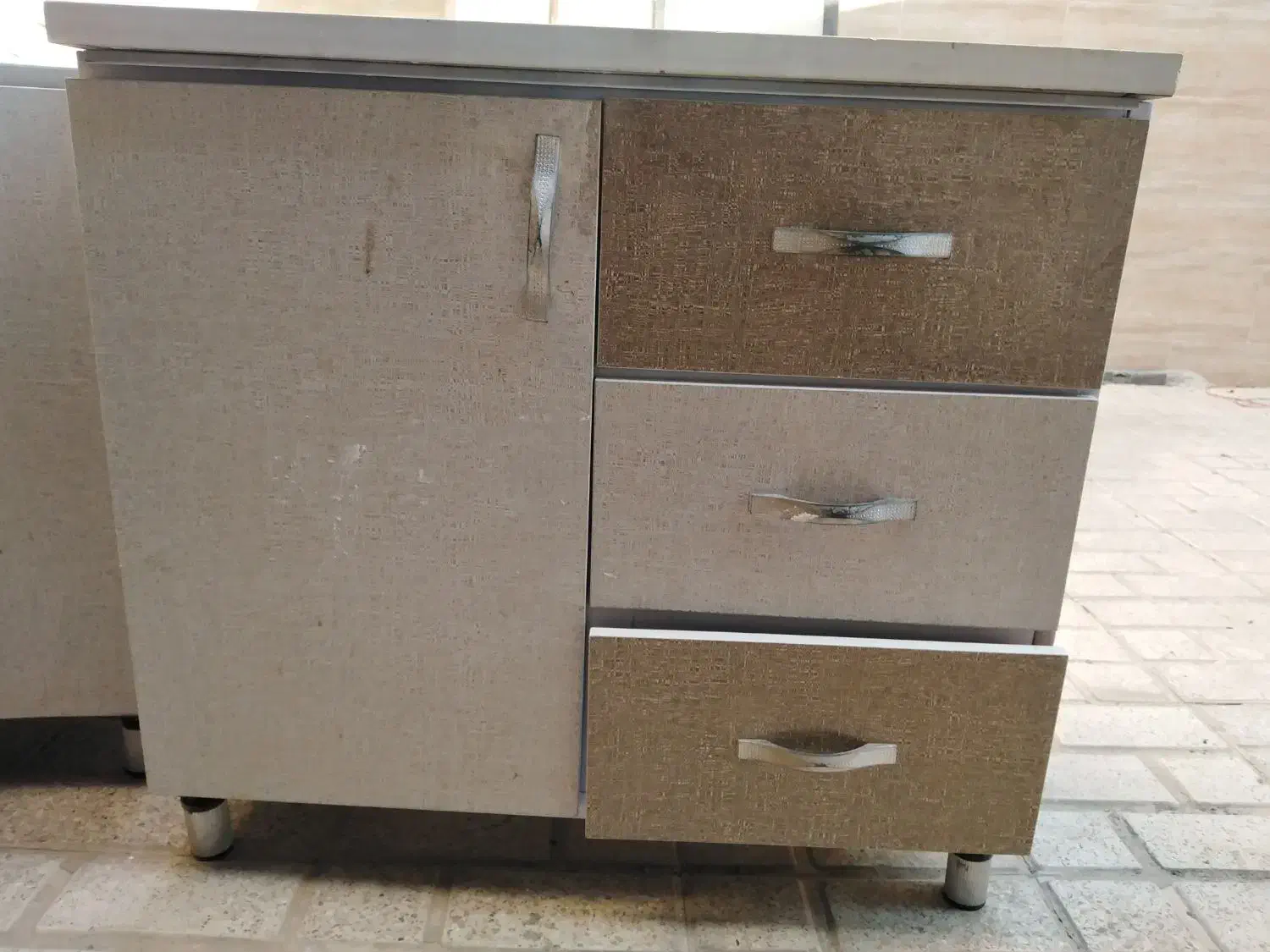 کابینت آشپزخانه|مصالح و تجهیزات ساختمان|آبیک, |دیوار